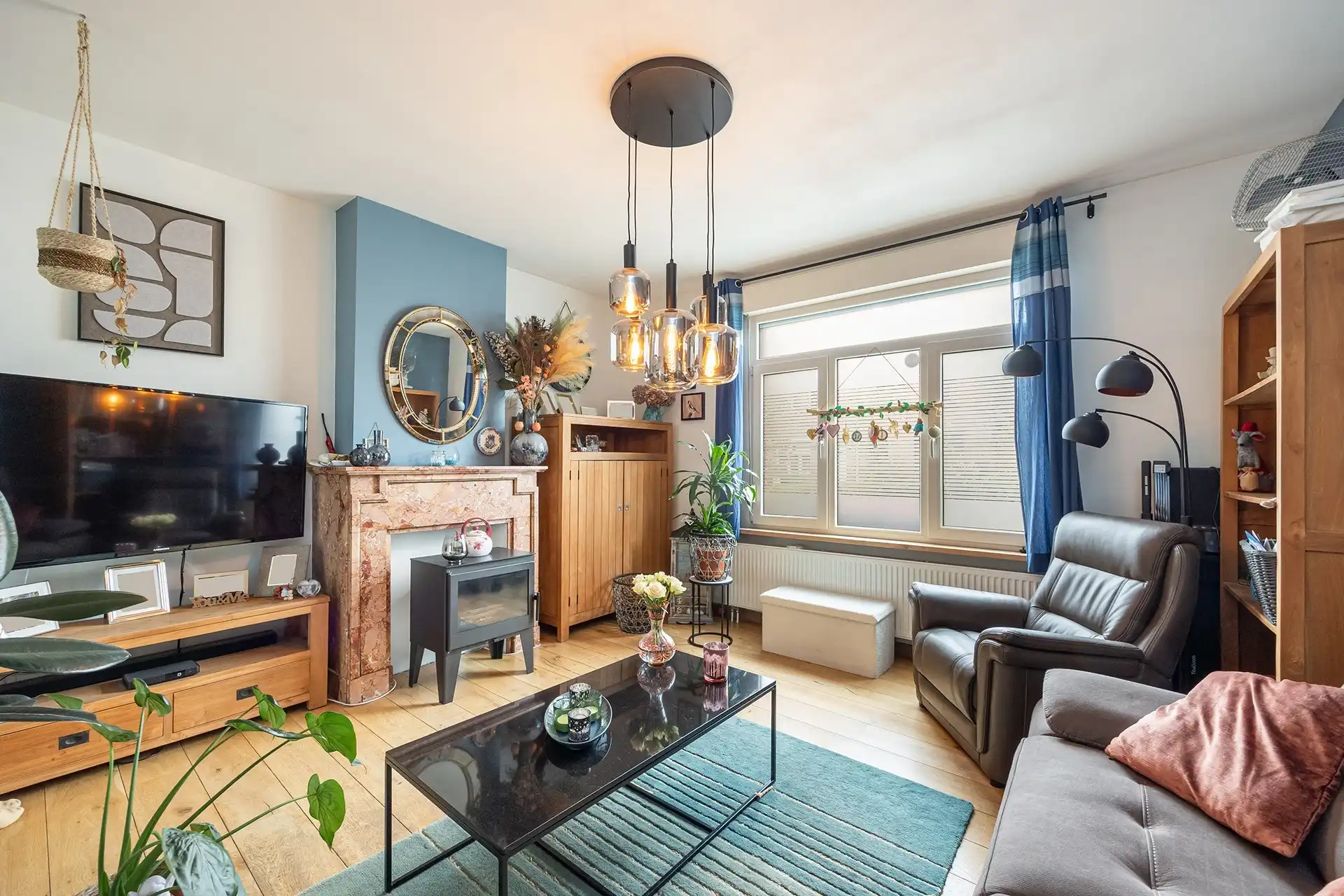 Instapklare halfopen woning met zonnepanelen in de Tuinwijk foto 3