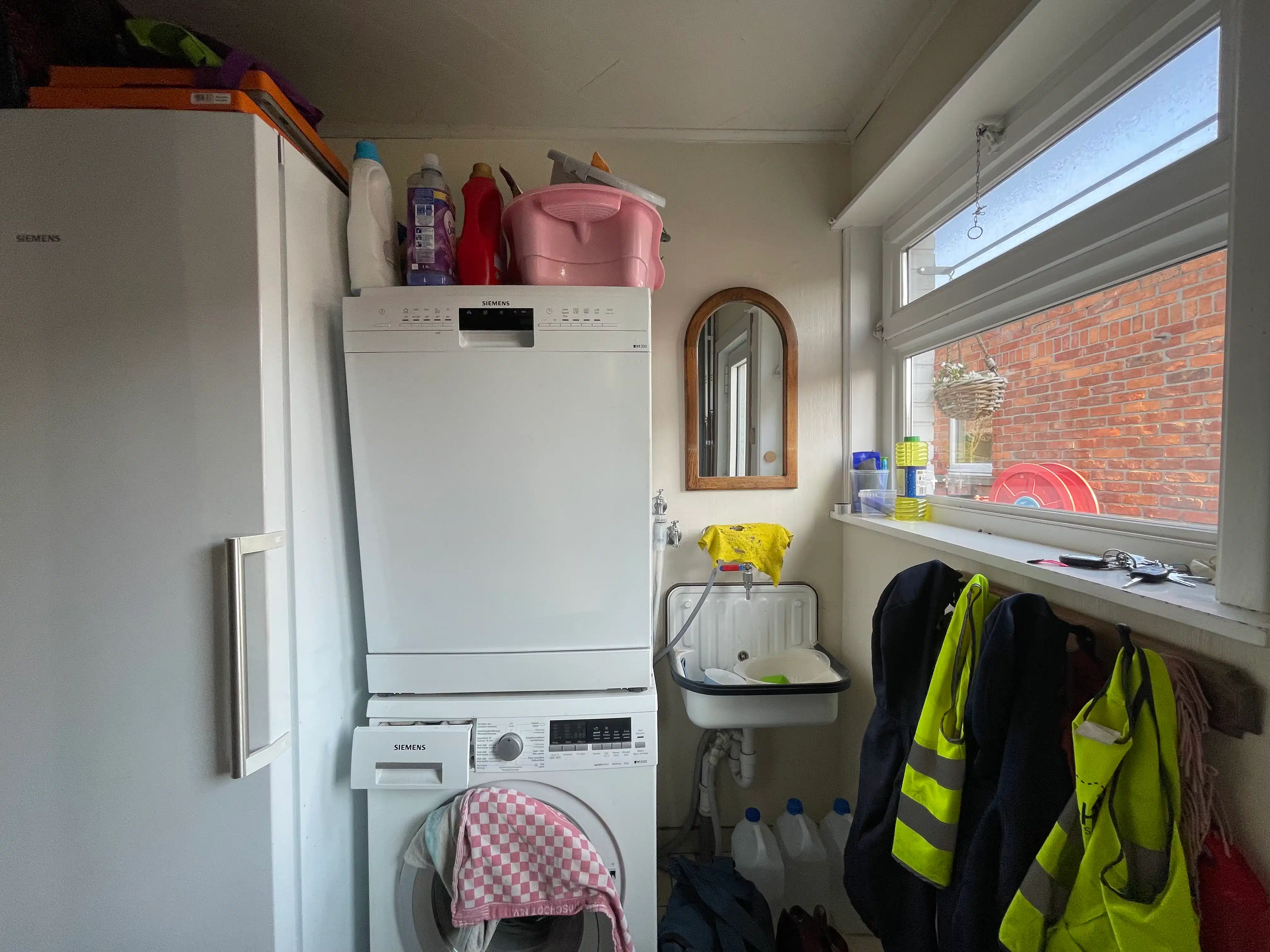 Ruime halfopen bebouwing met 3 slaapkamers, tuin en garage foto 9