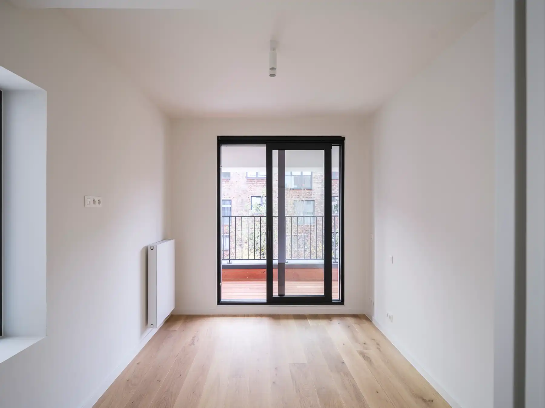 Kwalitatief gerenoveerd 3-slaapkamer appartement aan het water foto 12