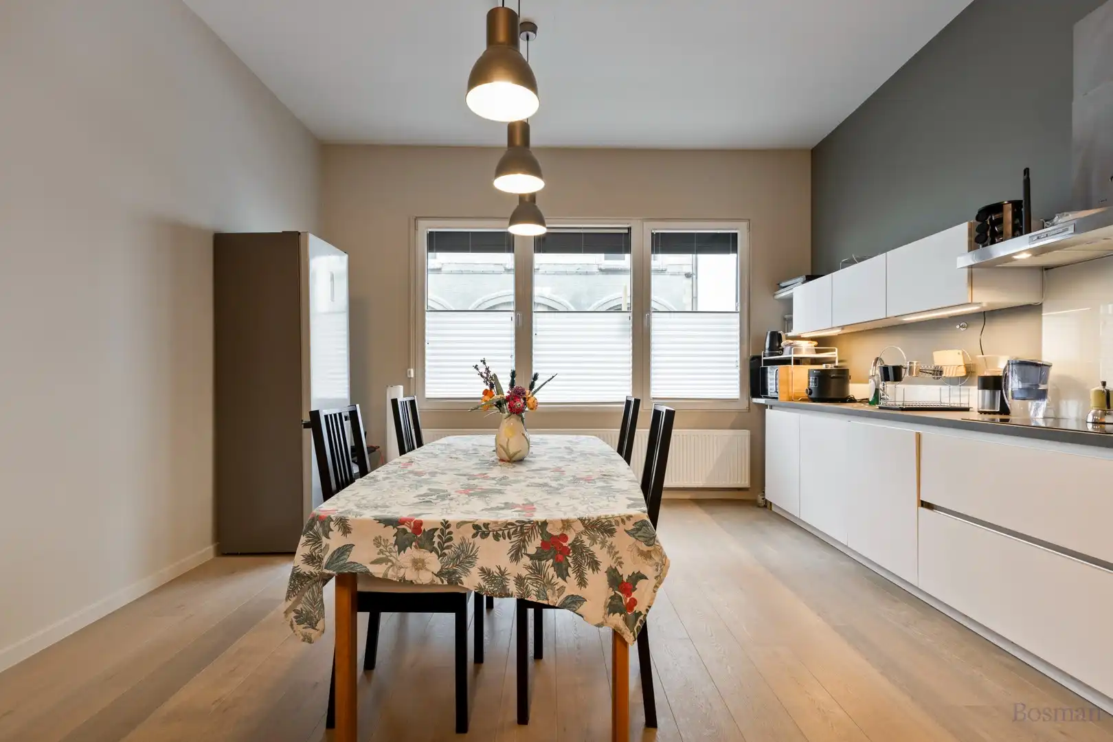 Gelijkvloers appartement te huur in centrum Antwerpen foto 4