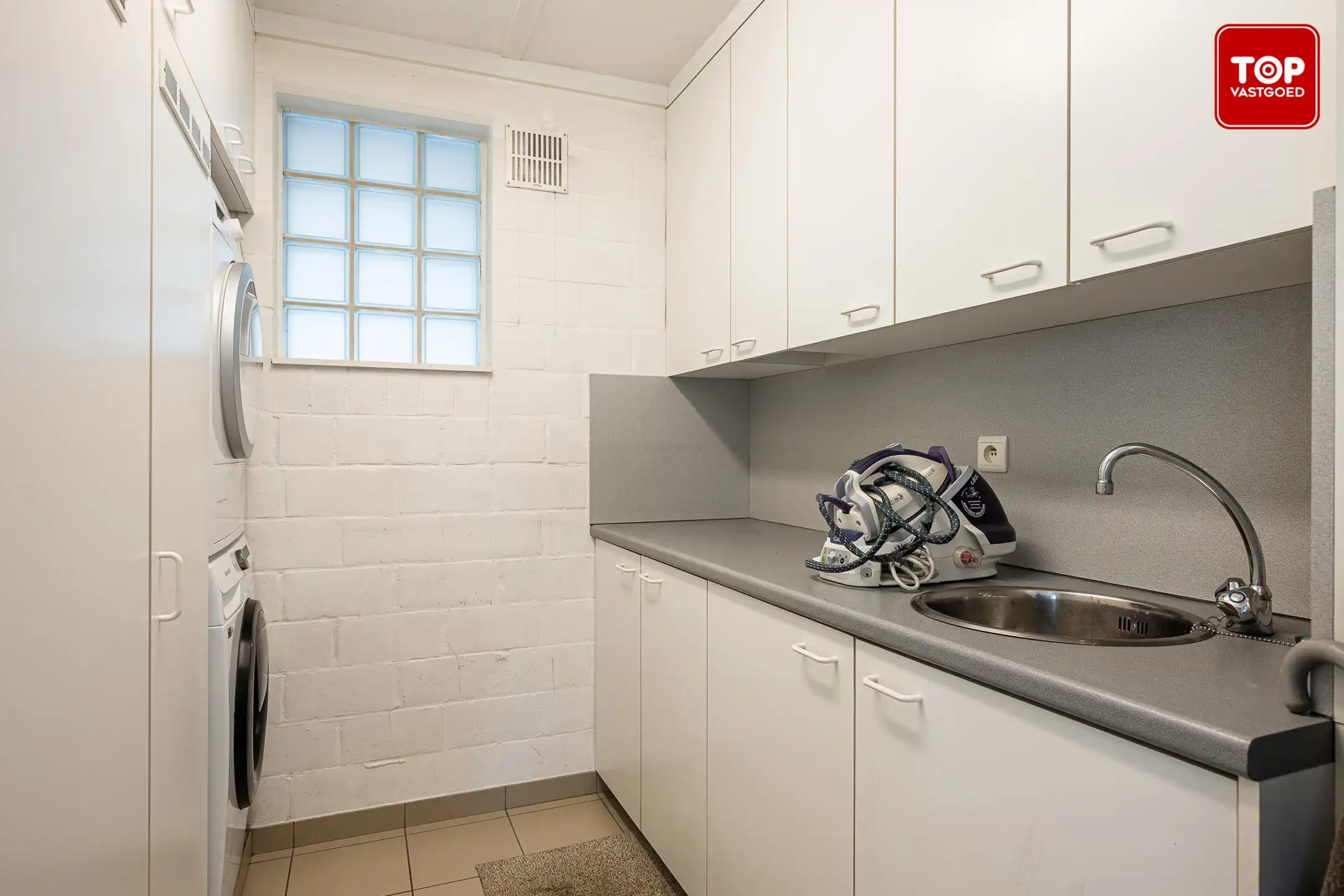 Instapklare woning in een doodlopende straat nabij de Bourgoyen foto 5