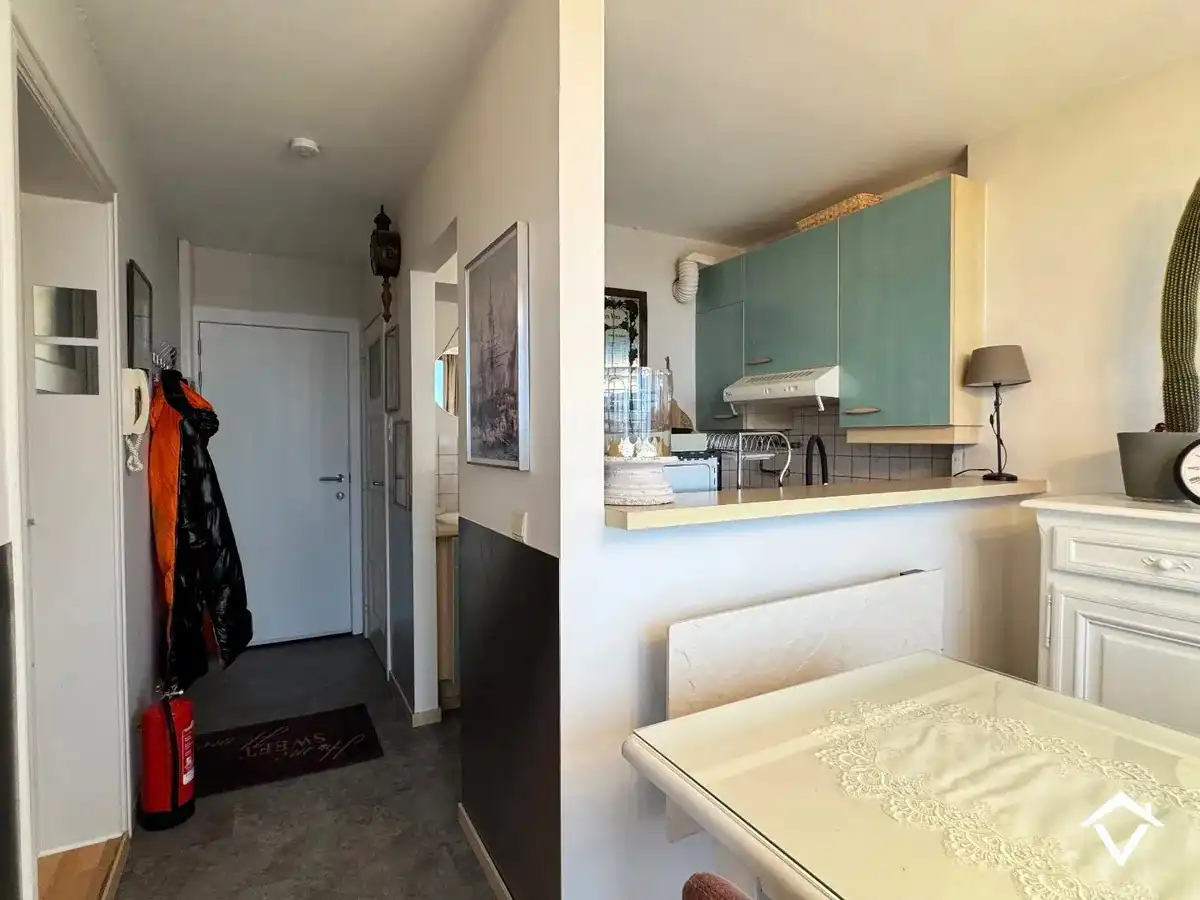 Bemeubeld appartement met 1 slaapkamer in De Panne foto 16