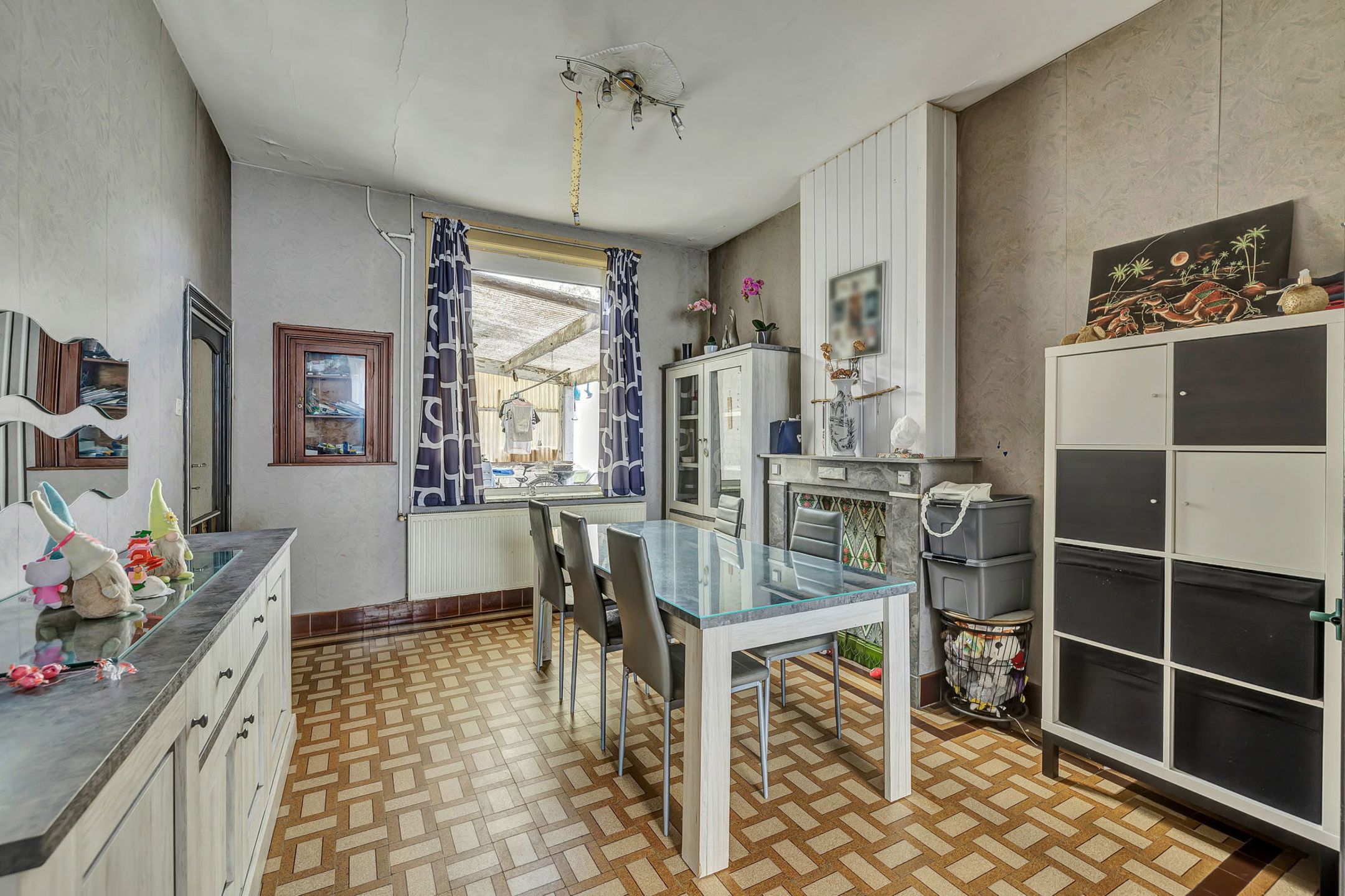 Op te frissen/te renoveren woning op strategische locatie foto 6