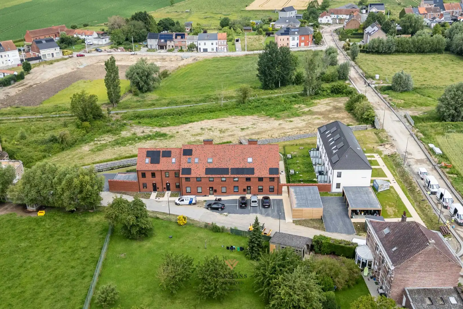 Nieuwbouwoning in een landelijke omgeving foto 3