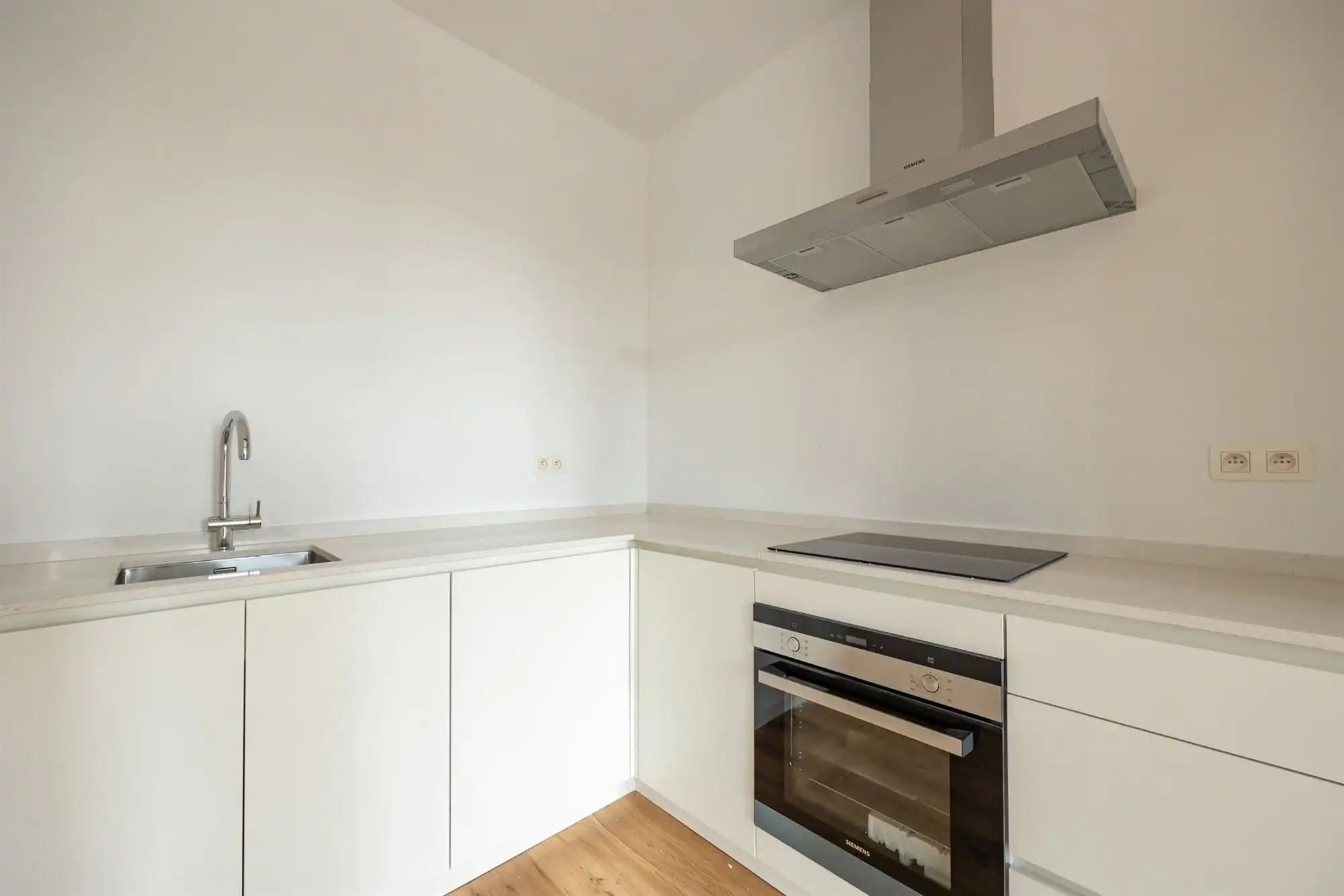 Gerenoveerd appartement met zonovergoten dakterras op toplocatie in Lier foto 7