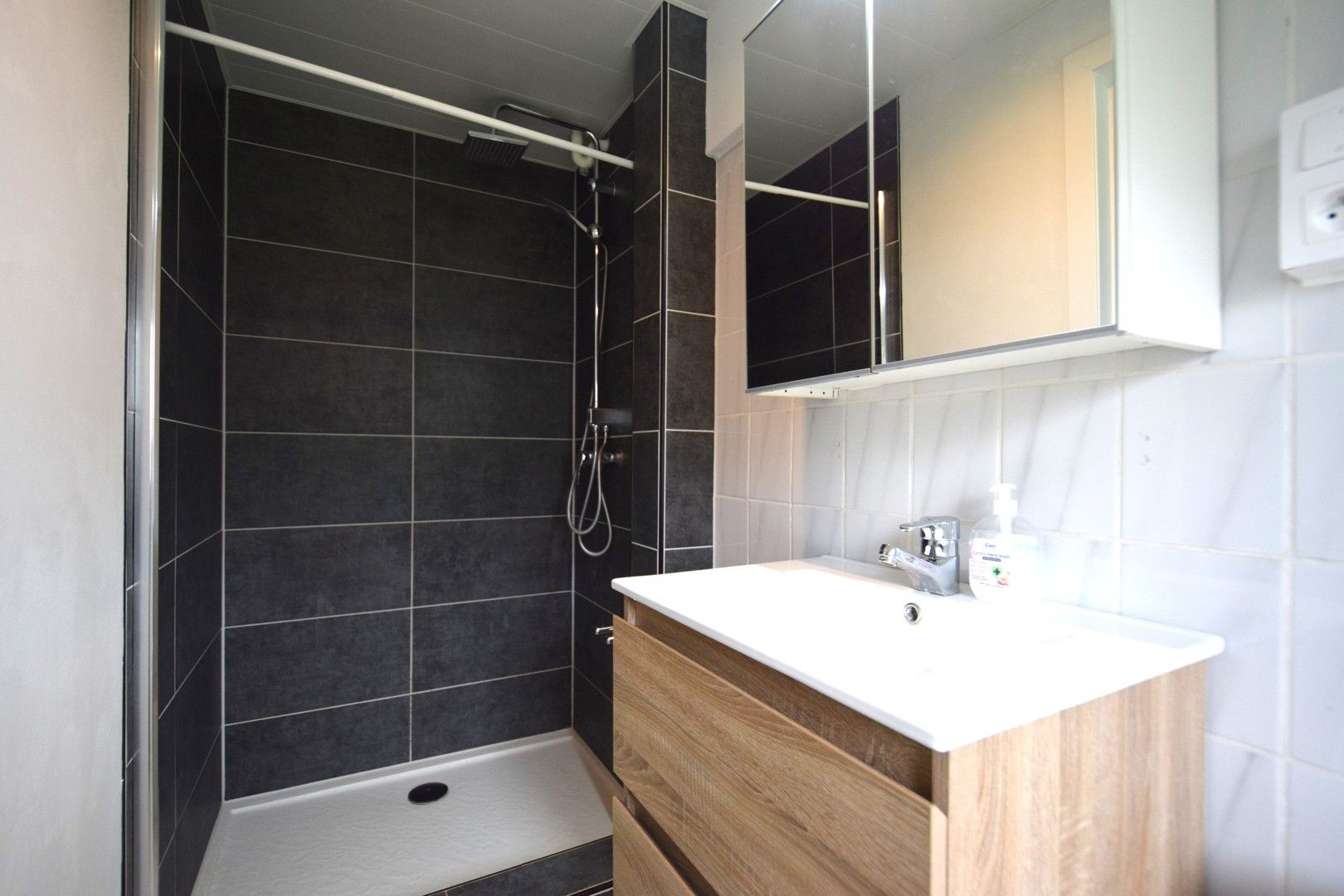 Verzorgd 1-slaapkamerappartement te koop – Vosseslag, De Haan. foto 6