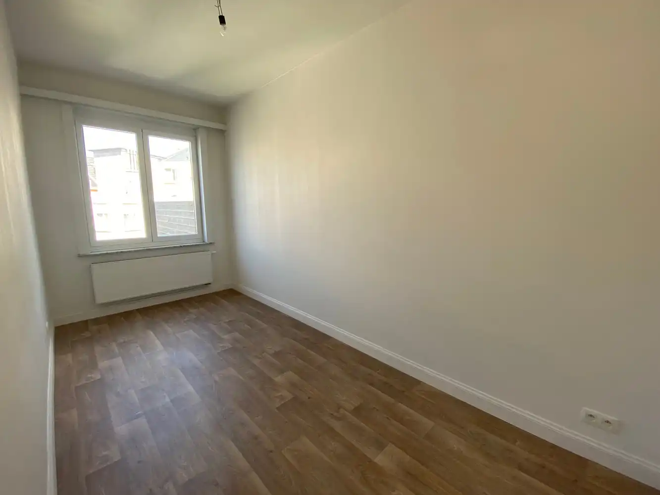 Zeer net en licht appartement op super locatie foto 7