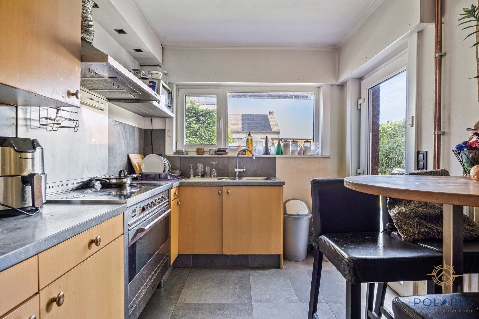 Charmante halfopen bebouwing met garage foto 7