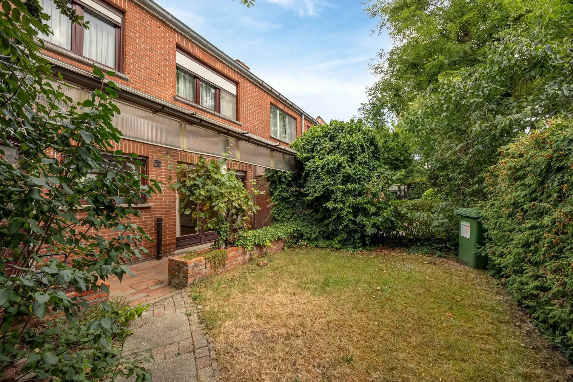Uitstekend gelegen renovatiewoning nabij de dorpskern foto 13