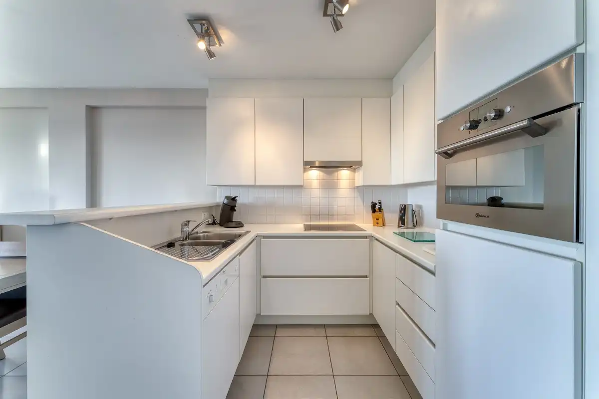 Prachtig appartement met uniek zicht op de haven en het Leopoldpark foto 6