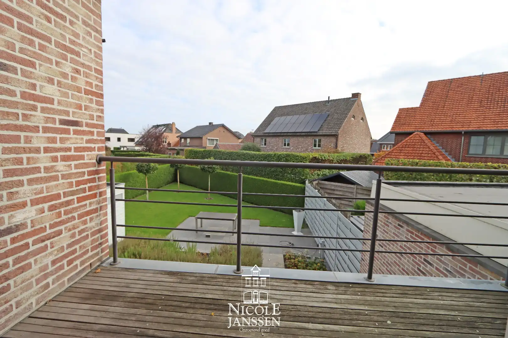 Verzorgd, instapklaar appartement foto 20