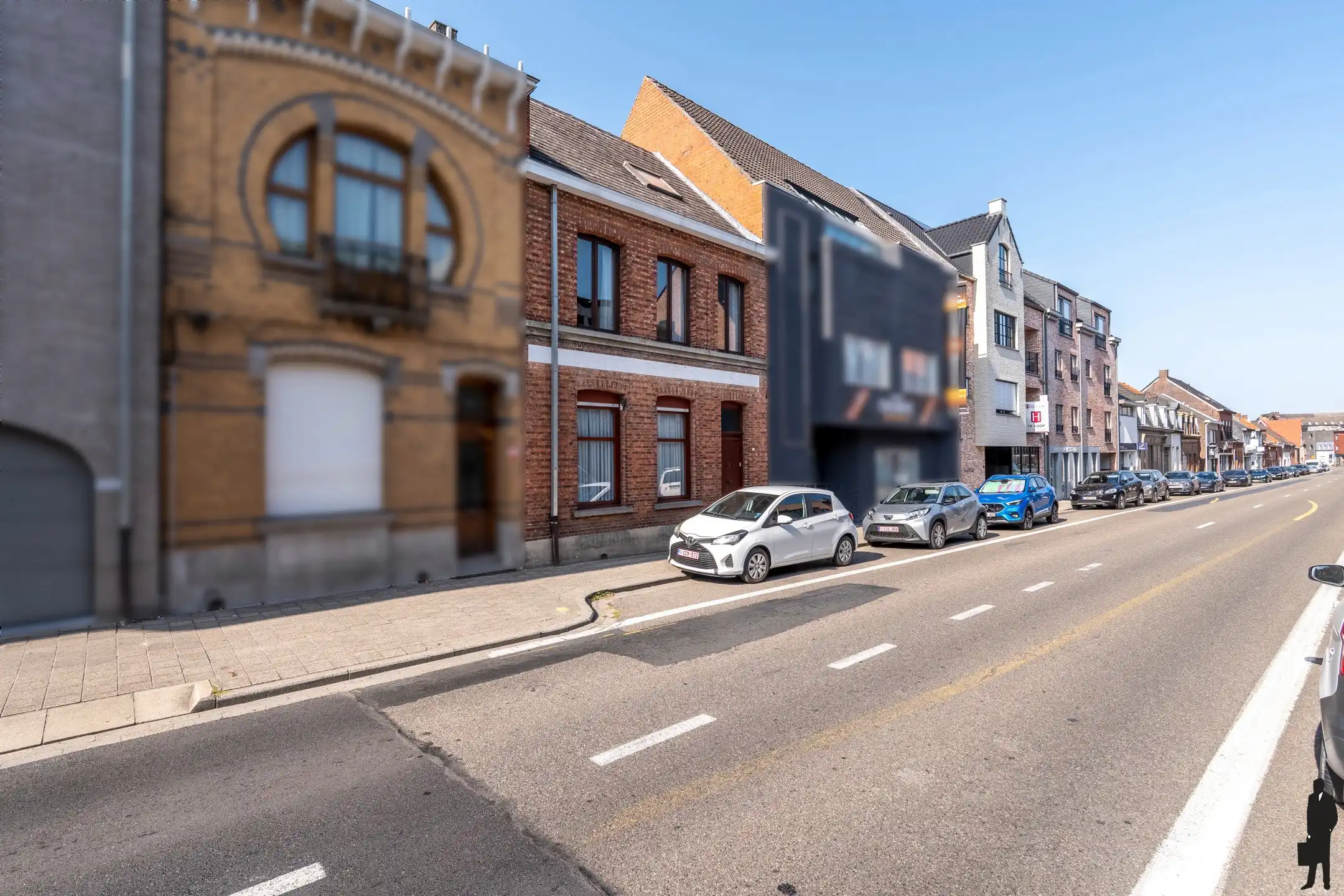 Te renoveren stadswoning met achteringang voor de auto te centrum Hoogstraten foto 18