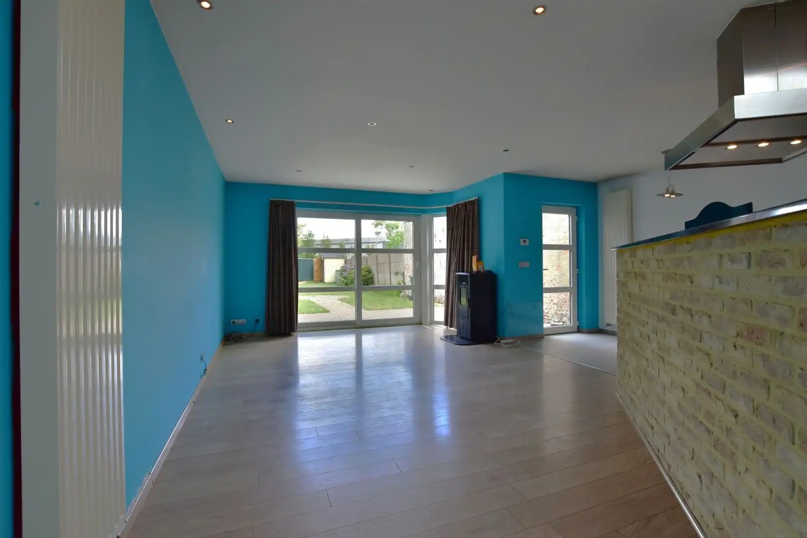 Gezellige instapklare woning met garage en tuin te Hamme centrum foto 4