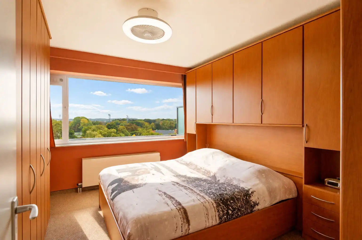 Prachtig appartement met panoramisch zicht foto 10