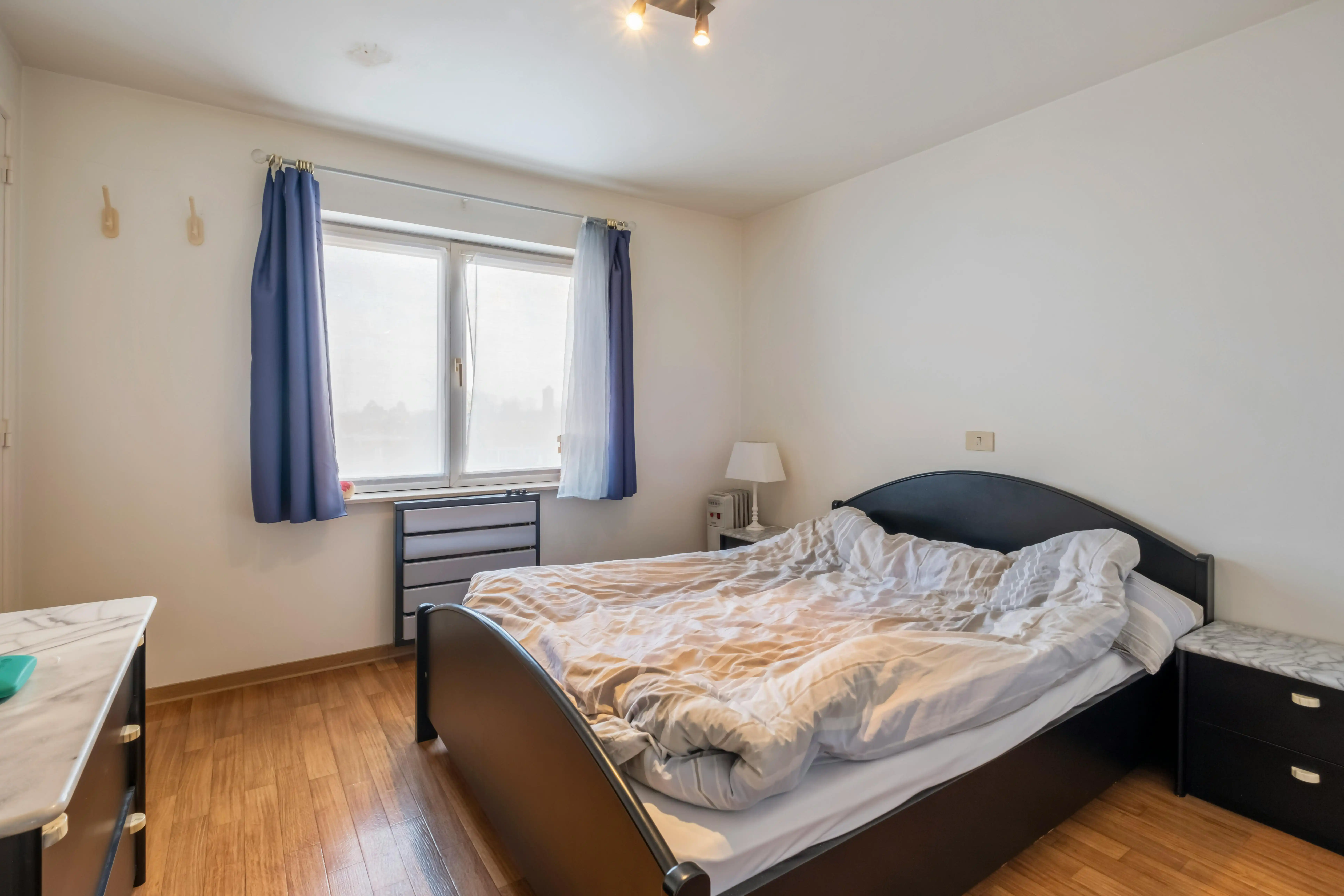 Appartement te koop op een centrale ligging in Izegem. foto 6