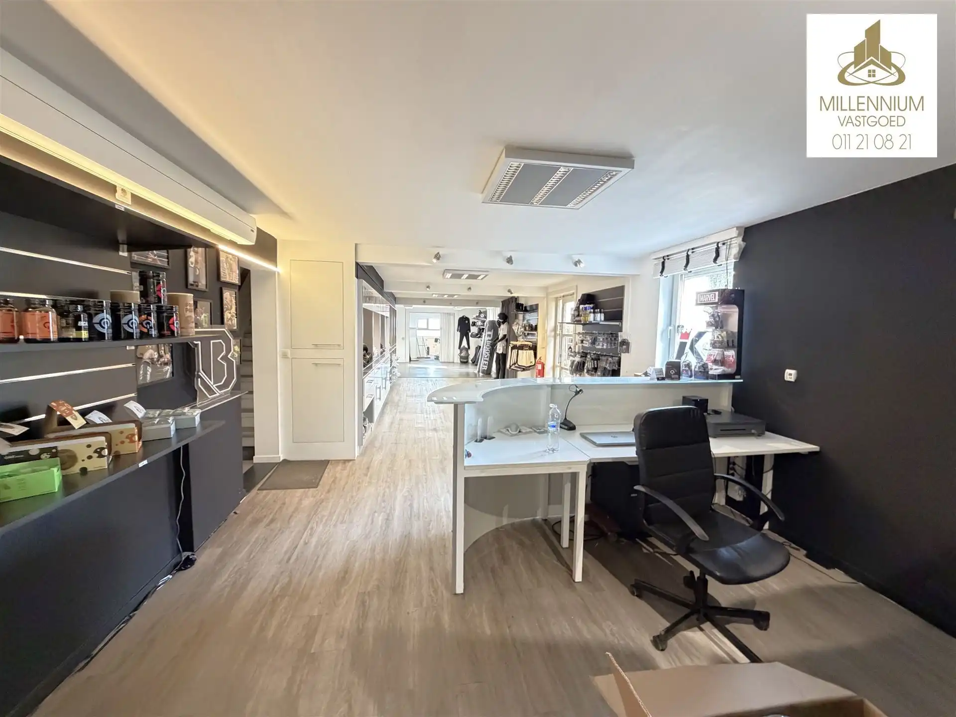 Commercieel gebouw foto 23