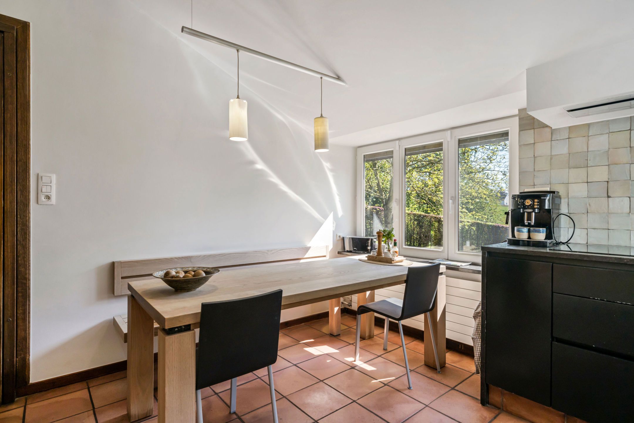 Met smaak gerenoveerde landelijke woning op +/- 63a foto 19