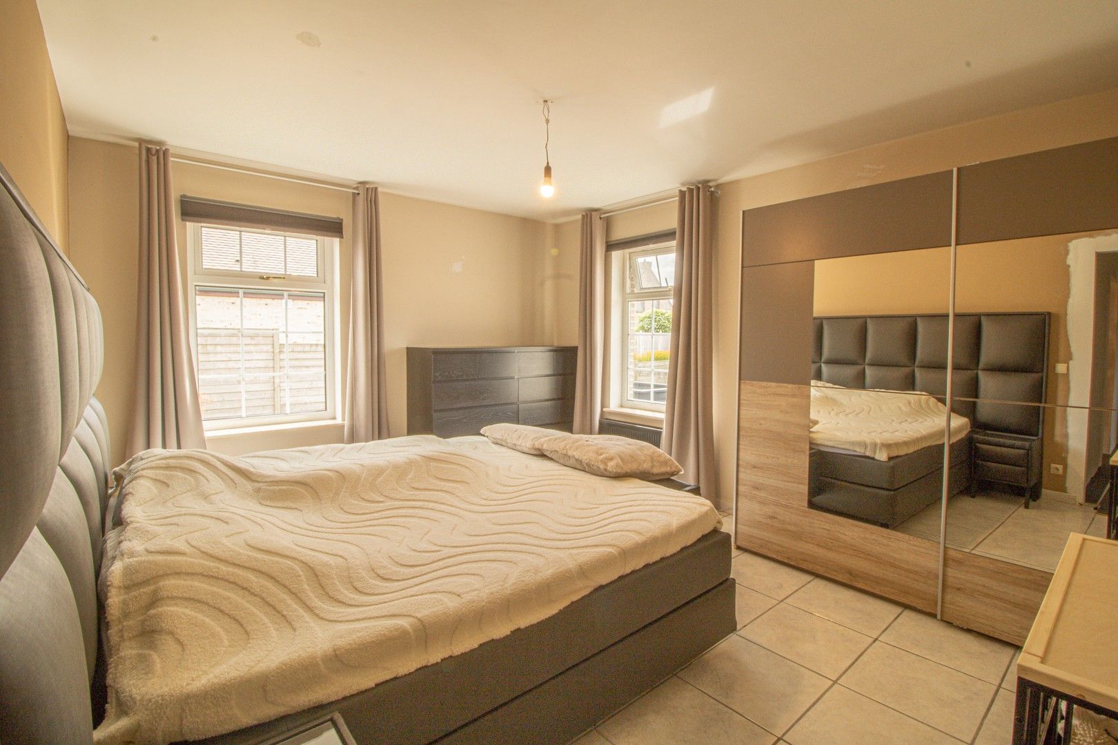 Vrijstaande, instapklare woning in een rustige woonwijk foto 23
