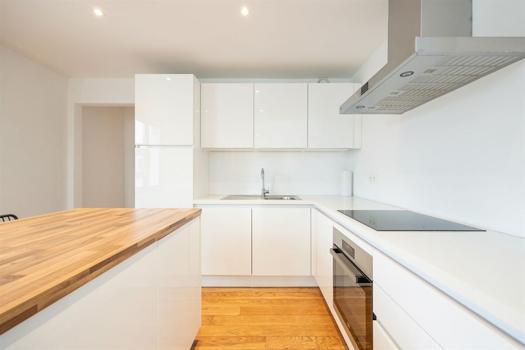 Recent gerenoveerd hoekappartement foto 5