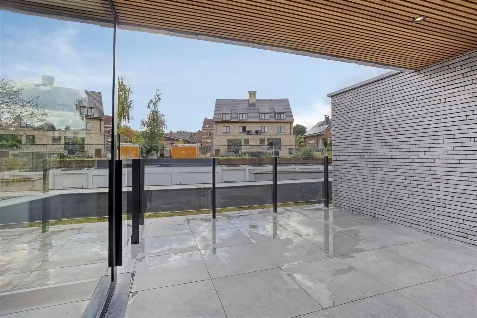 BEZOEKMOMENT  NU ZATERDAG  23/5 tsn 9u en 11  -- 3-slaapkamer appartement van 136m² met terras van 10 m² foto 9