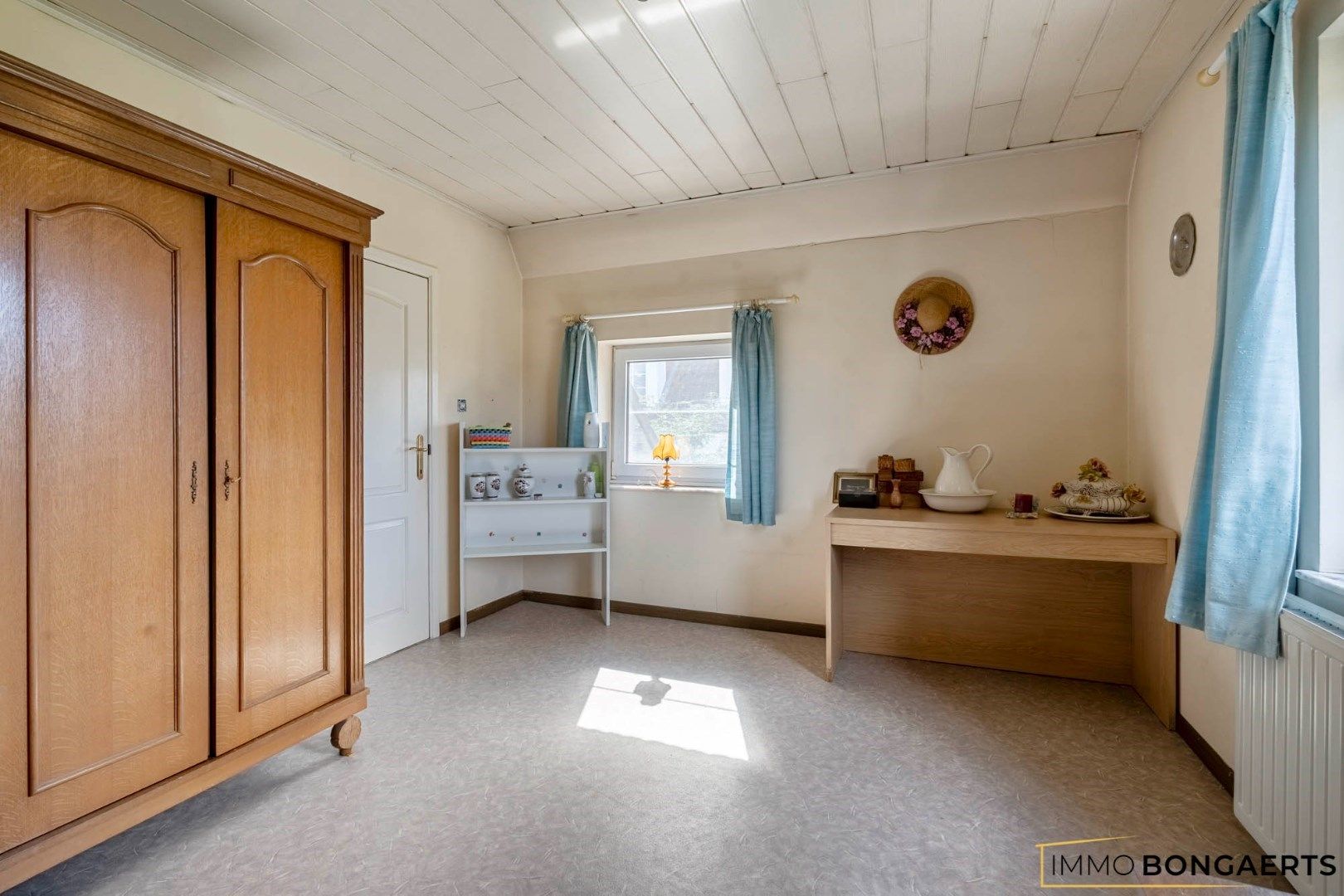 Ruime, rustig gelegen woning met drie slaapkamers foto 19