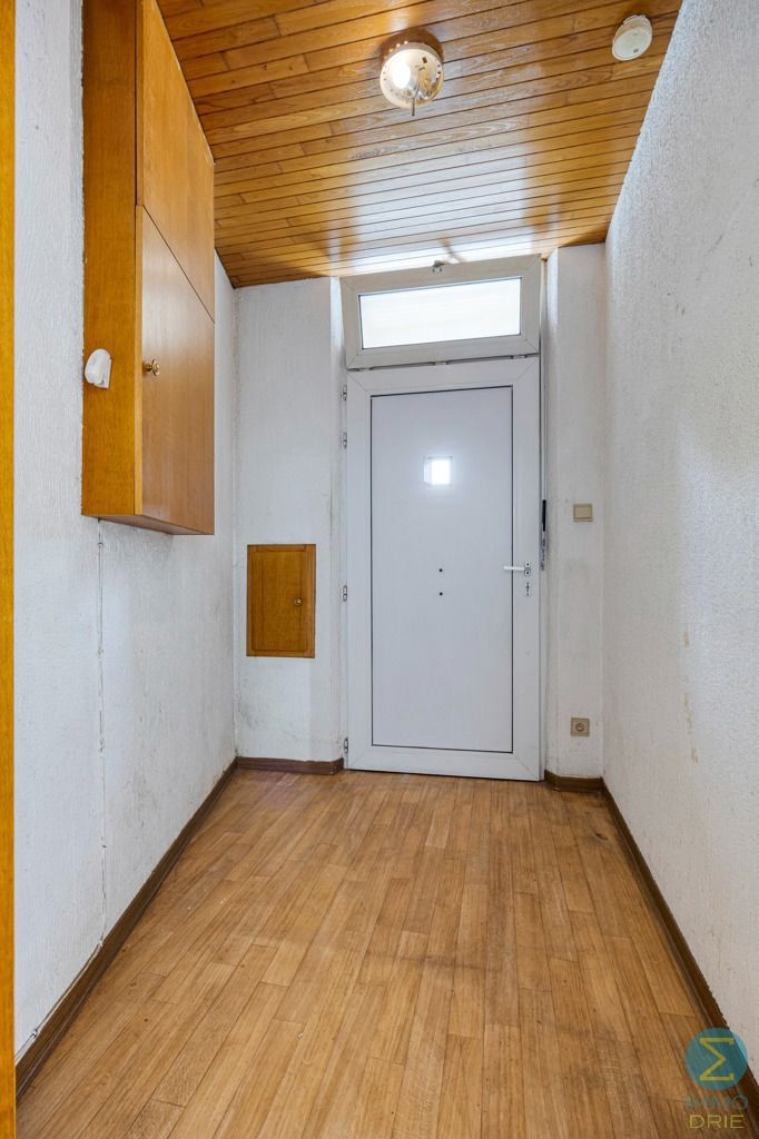 Te renoveren woning in centrum Arendonk. foto 3