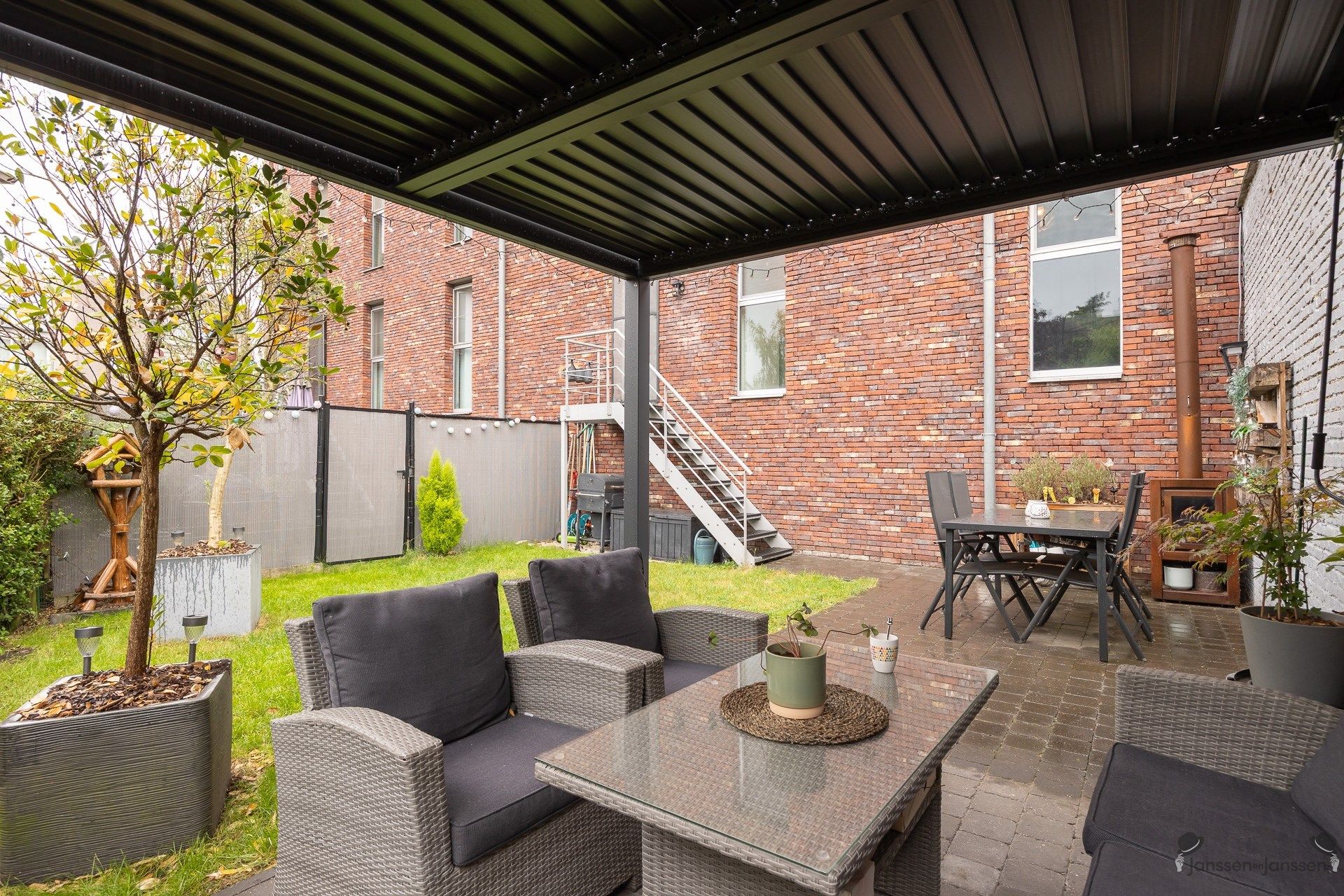 Instapklaar ruim gelijkvloersappartement met tuin. foto 23