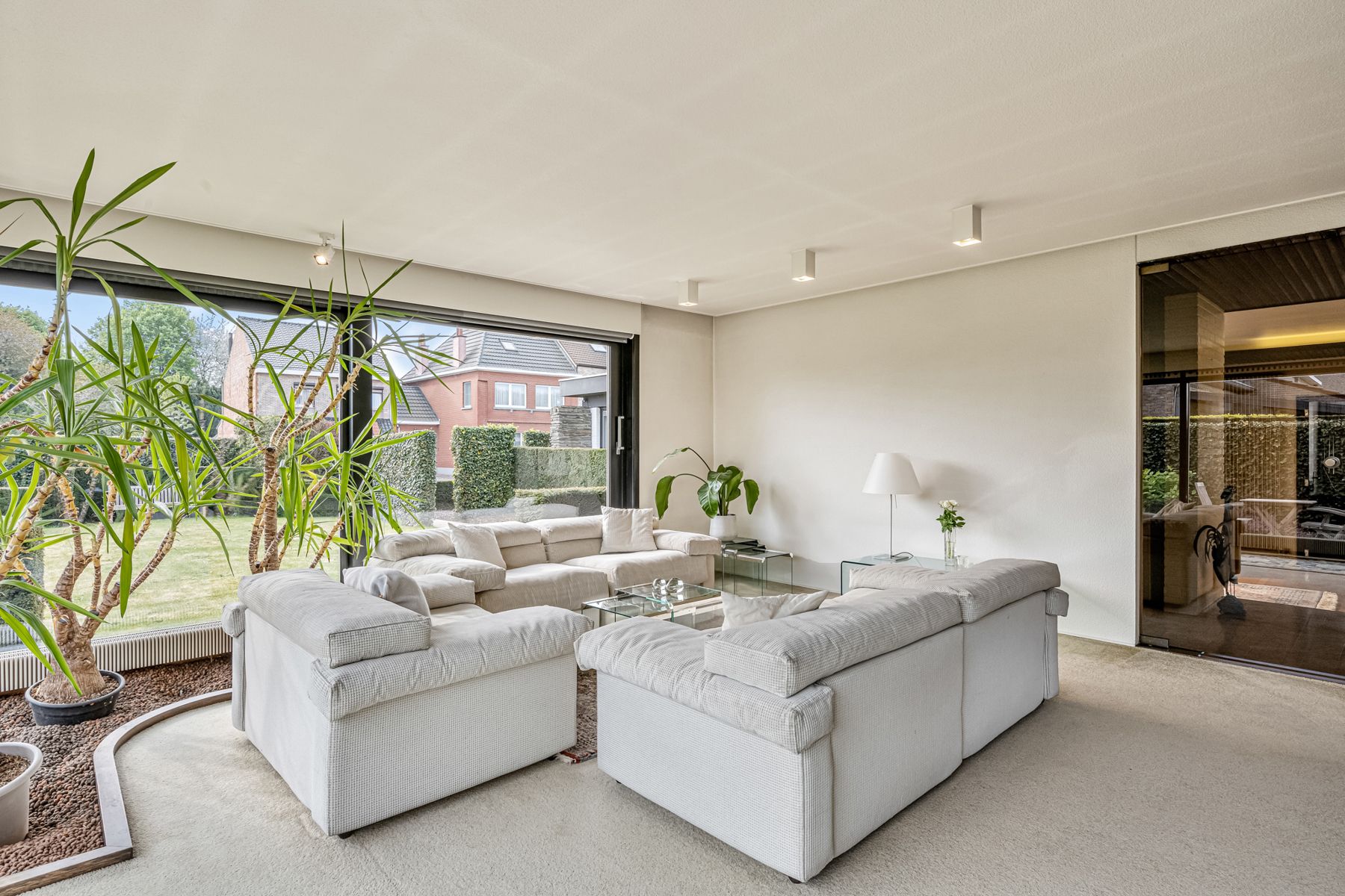 Unieke architecturale bungalow met 4 slpk  foto 7