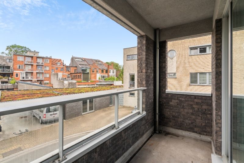 Appartement op 1eV met terras - nabij centrum! foto 11