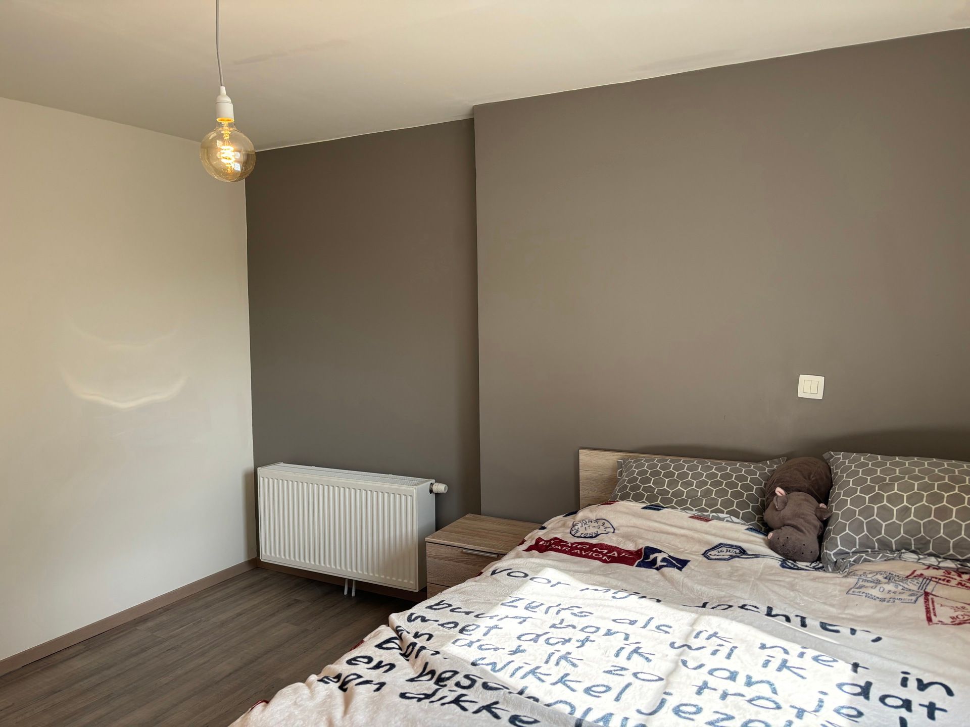 WETTEREN - Hernieuwde rijwoning foto 12