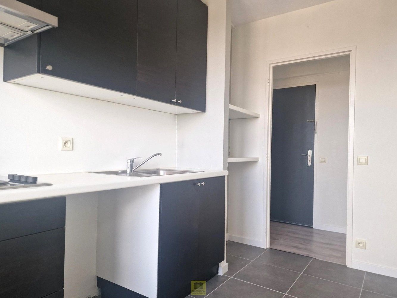 Instapklaar appartement te huur in Aalst – lichtrijk en rustig gelegen foto 3