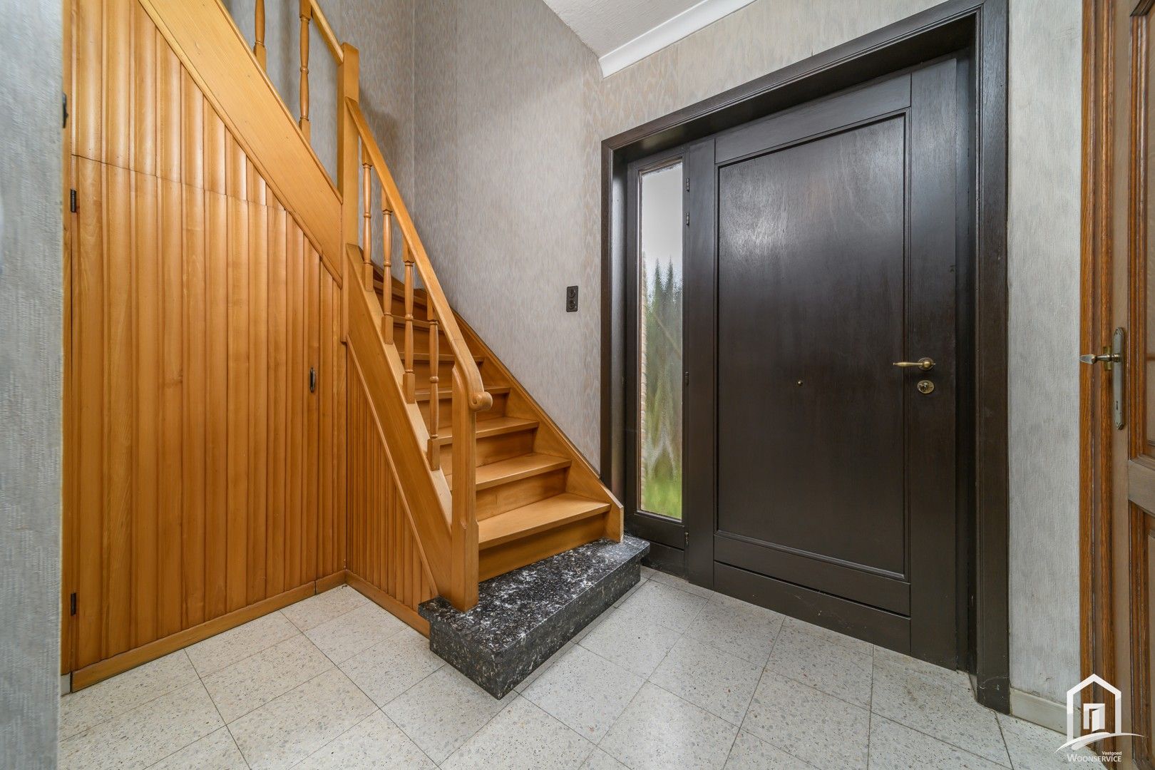 Gunstig gelegen gezinswoning met tuin en garage. foto 5