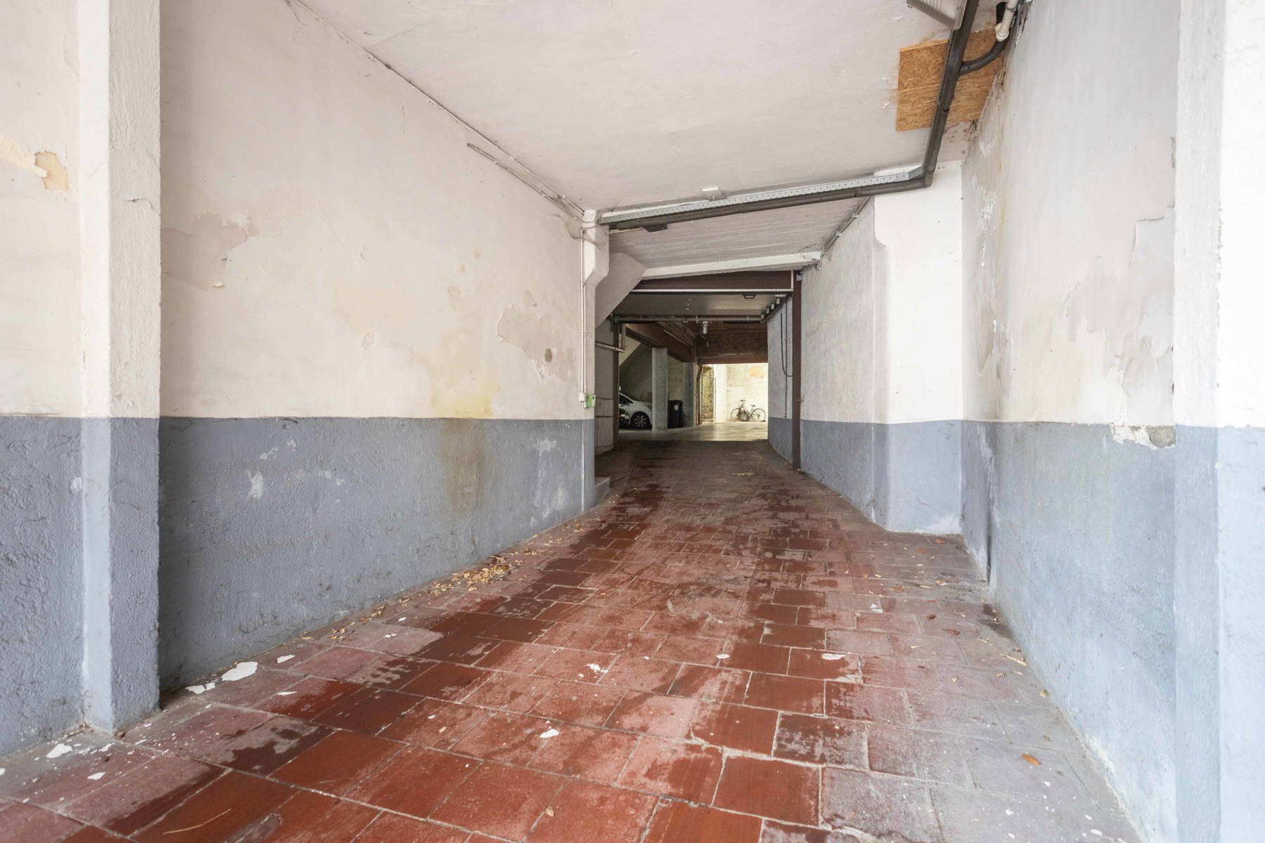 Investeringsproject op 800 m2 met 5 app.+ garages foto 4