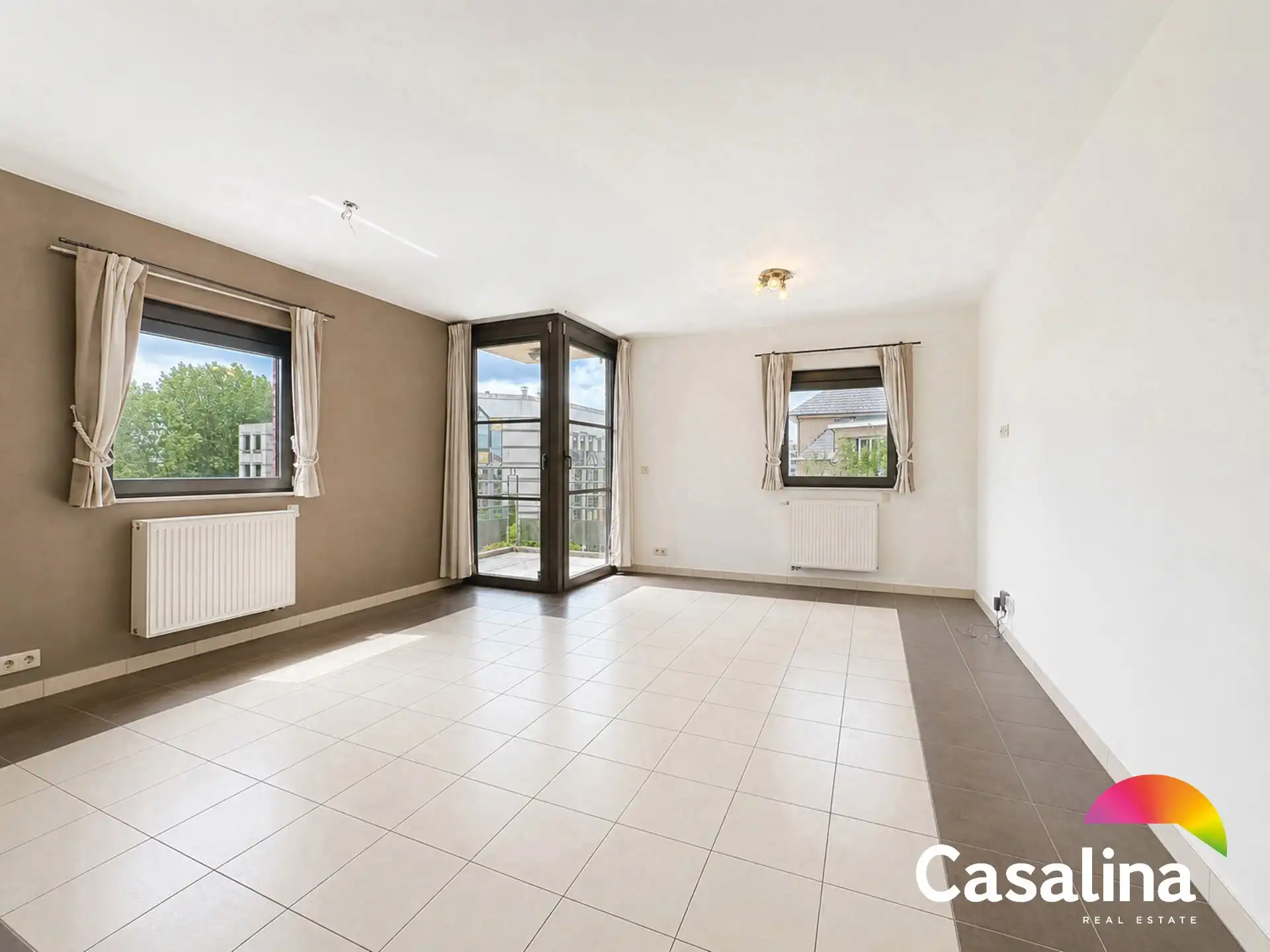 Zuidgericht appartement met 2 slaapkamers, terras en 2 Park. foto 3