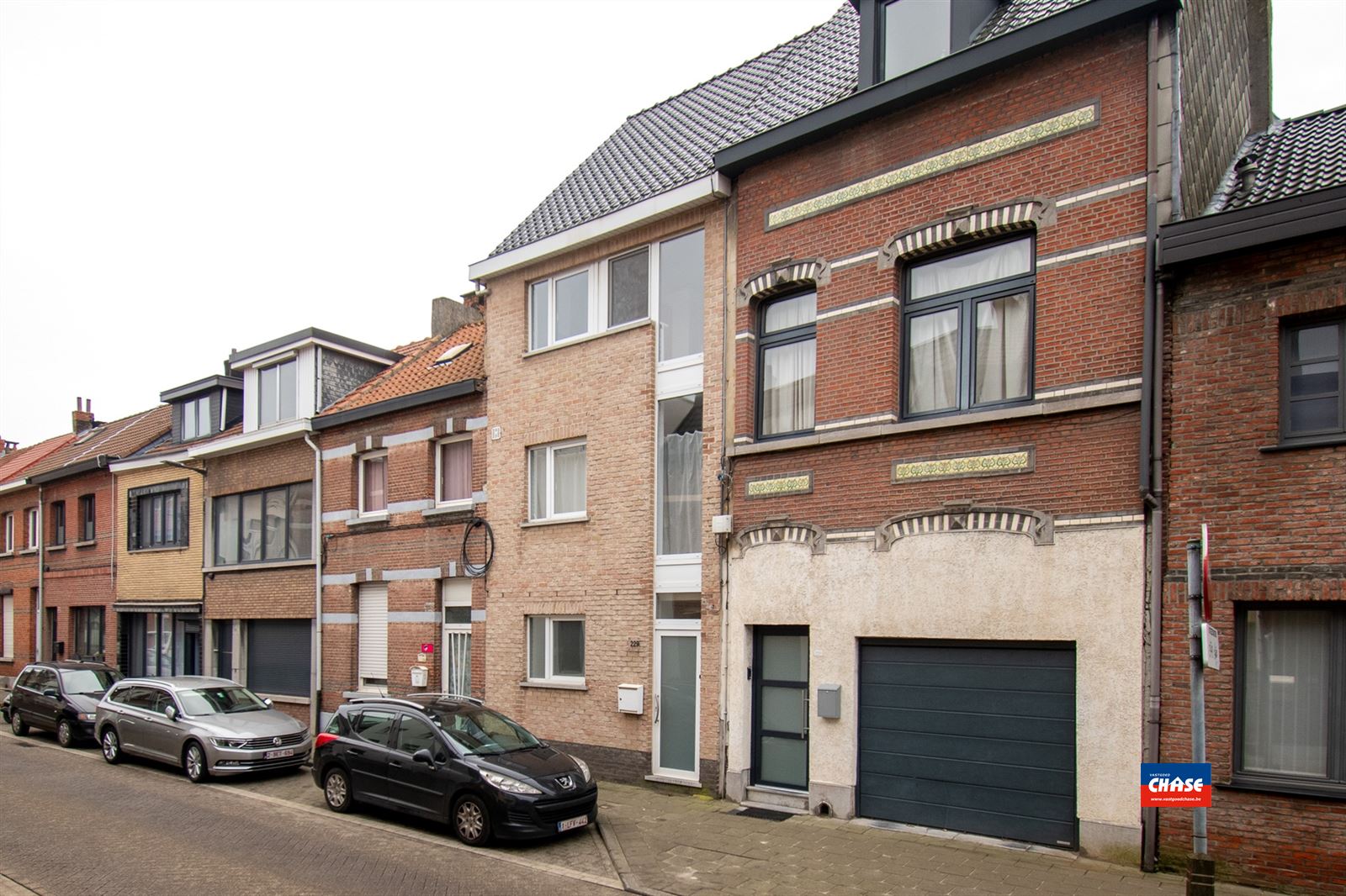 Rijwoning met drie slaapkamers en tuin foto 28