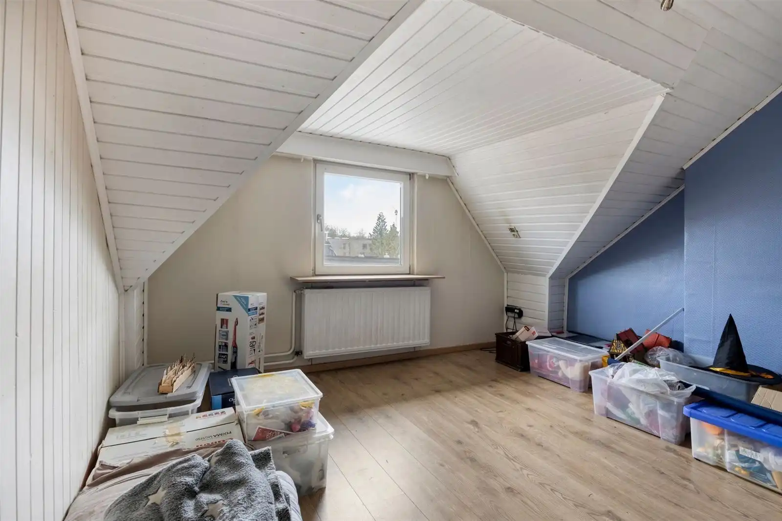 Te renoveren karakterwoning op strategische ligging in Mortsel foto 17