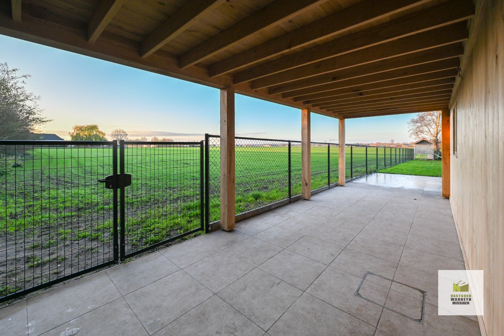 Instapklare woning met 3 slaapkamers (4 mogelijk) en tuin en landelijk uitzicht foto 19