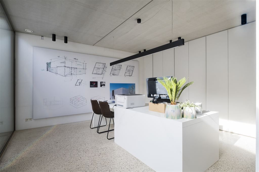 Strakke en moderne villa met high-end afwerking foto 11