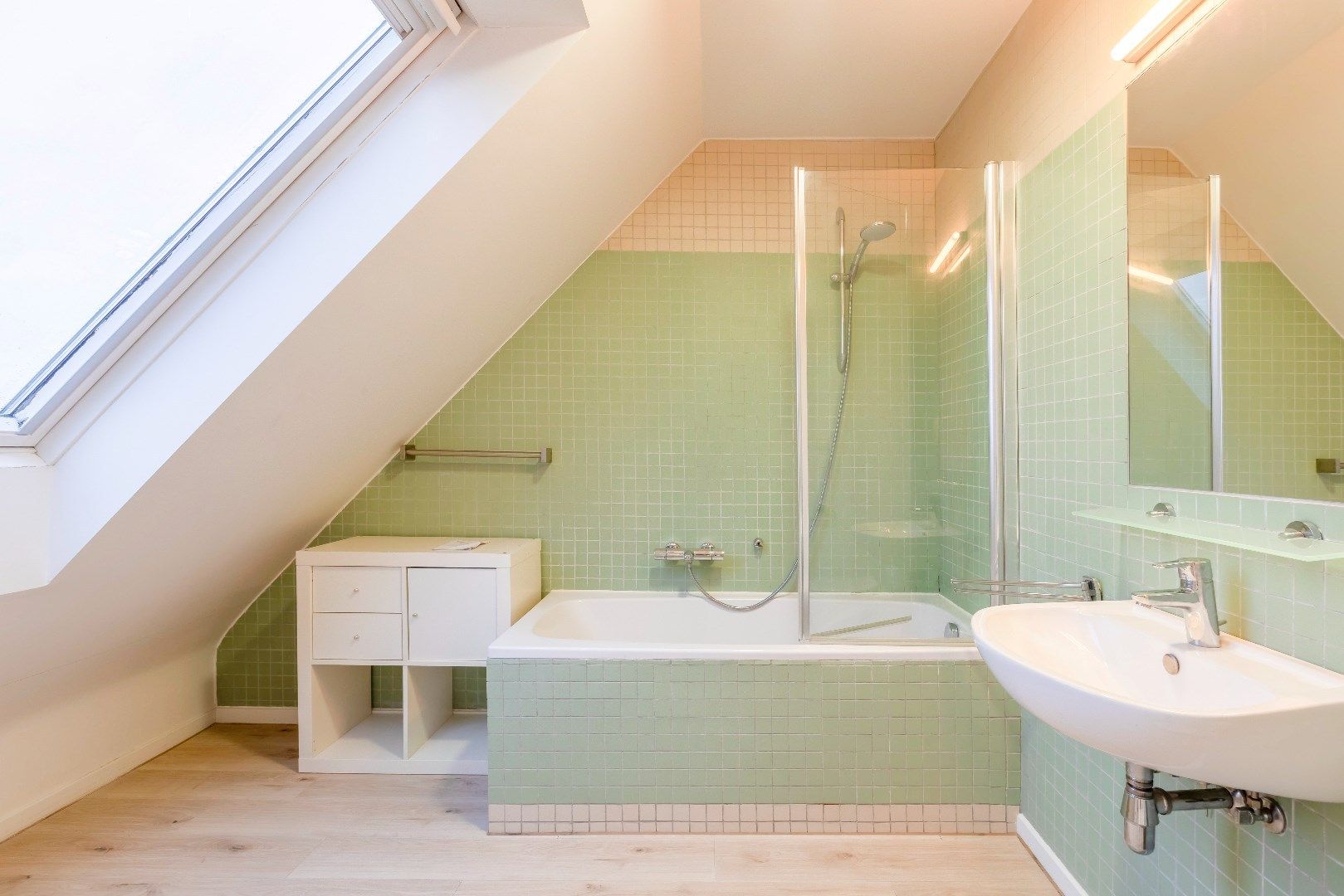 Gemeubeld duplex-appartement met terras  foto 16