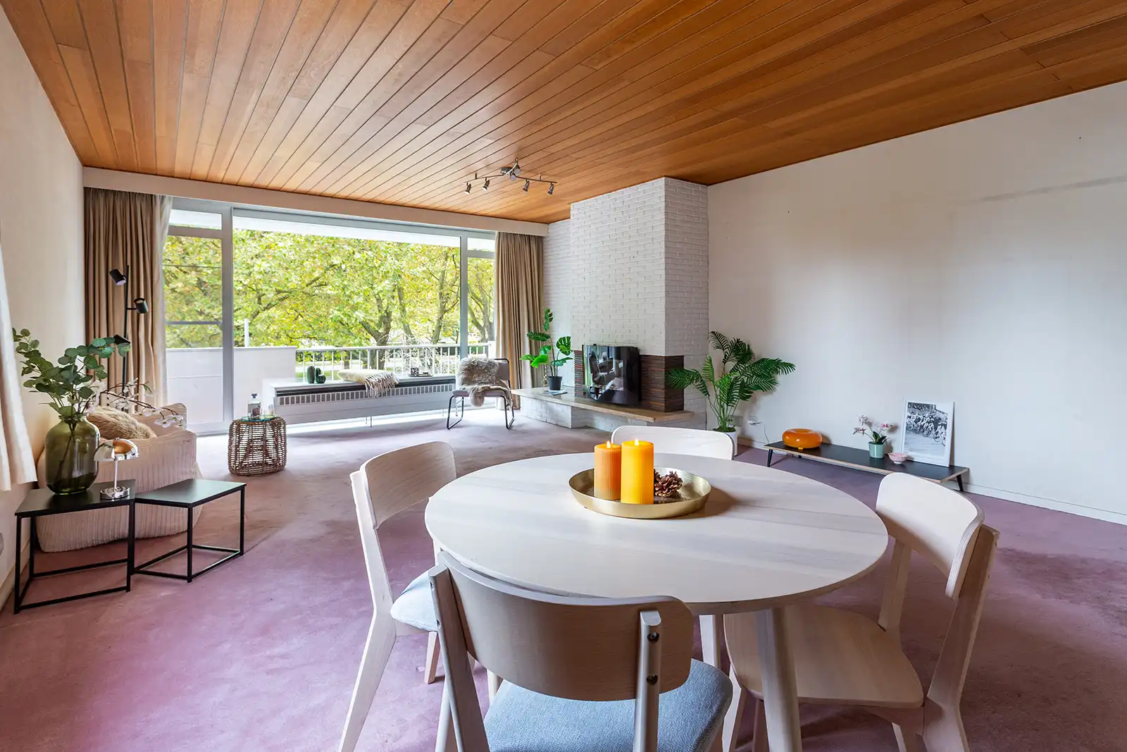 Ruim hoekappartement met 3 slaapkamers foto 2