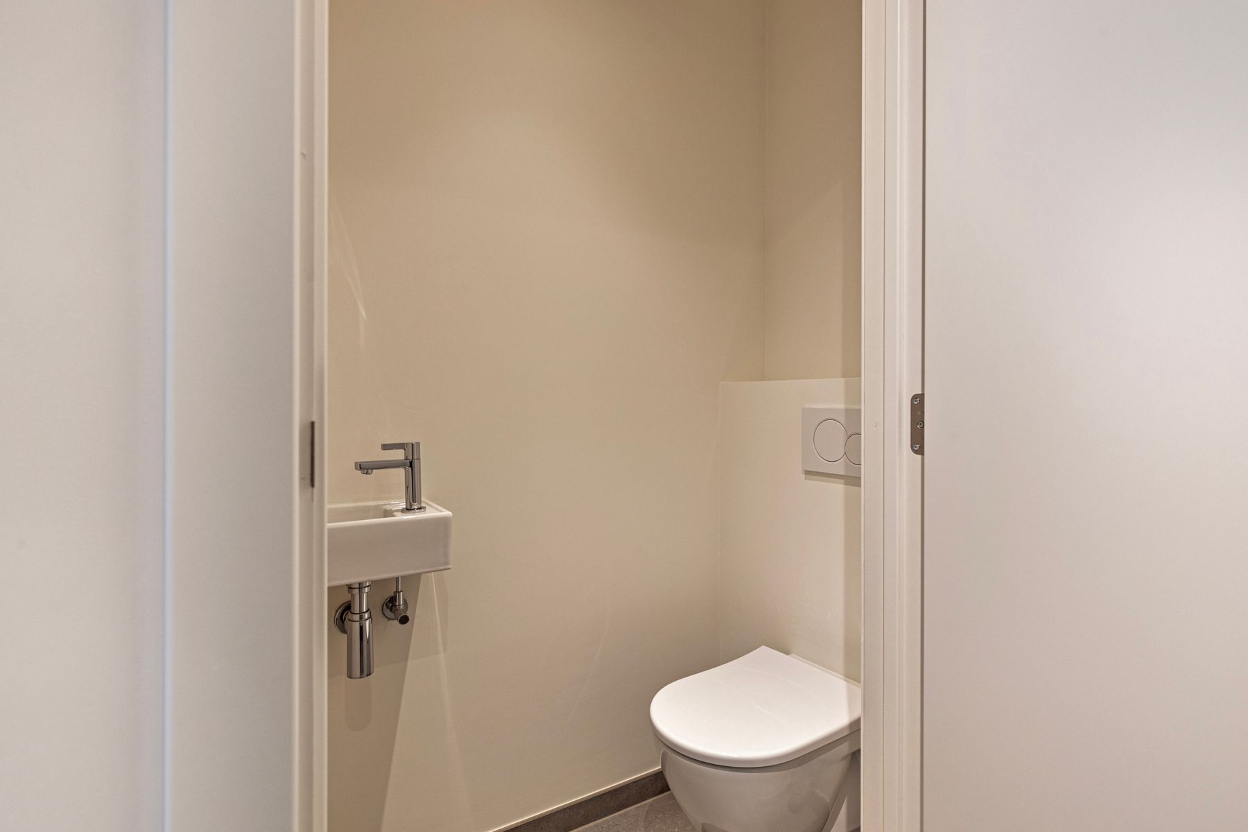 Nieuwbouw 2 slaapkamer appartement in het centrum van Halle! foto 11