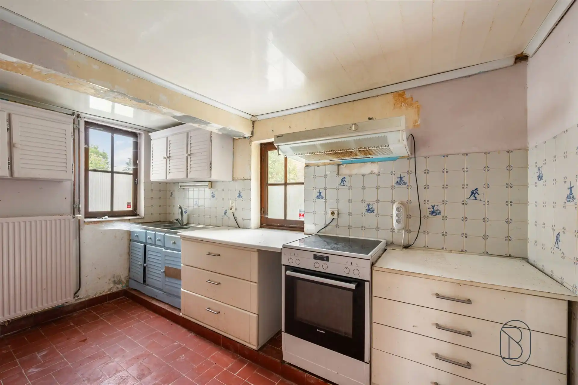 Charmante te renoveren fermette met 2 garages in Ronse foto 13