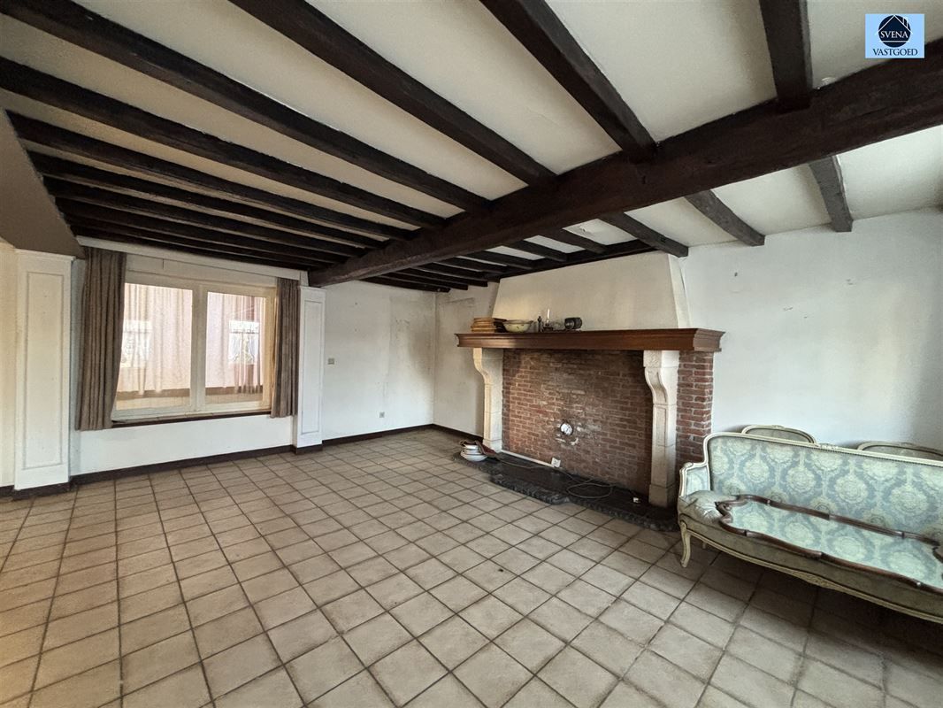 TE RENOVEREN WONING OP 4 ARE 40 IN RUSTIGE OMGEVING. foto 3