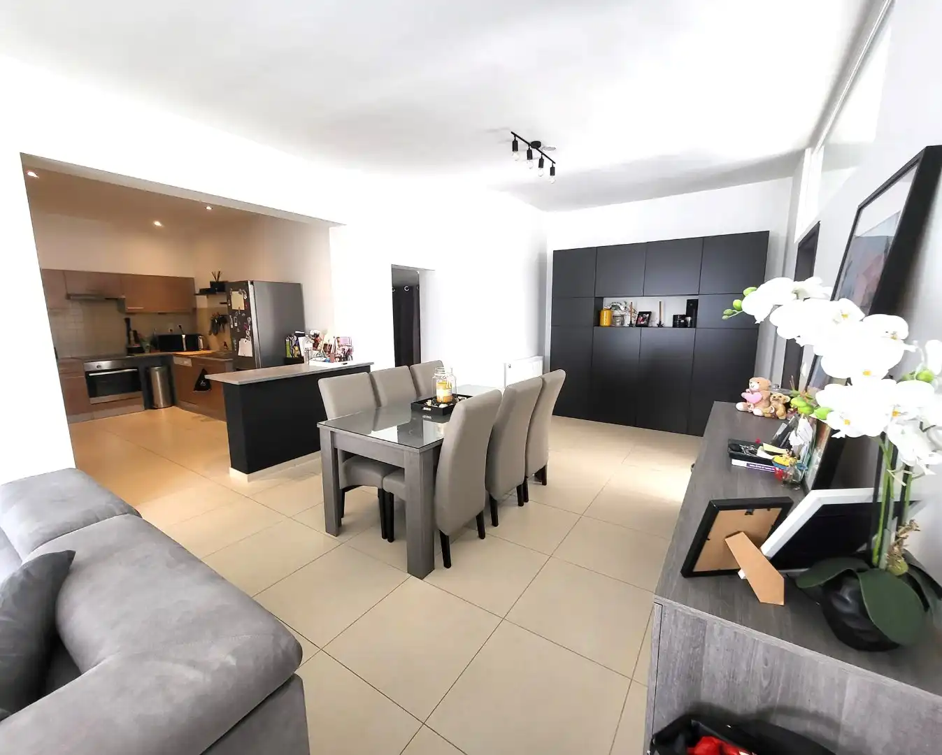 De huidige eigenaar is verliefd...dus is ze ribbedebie... :-) foto 8