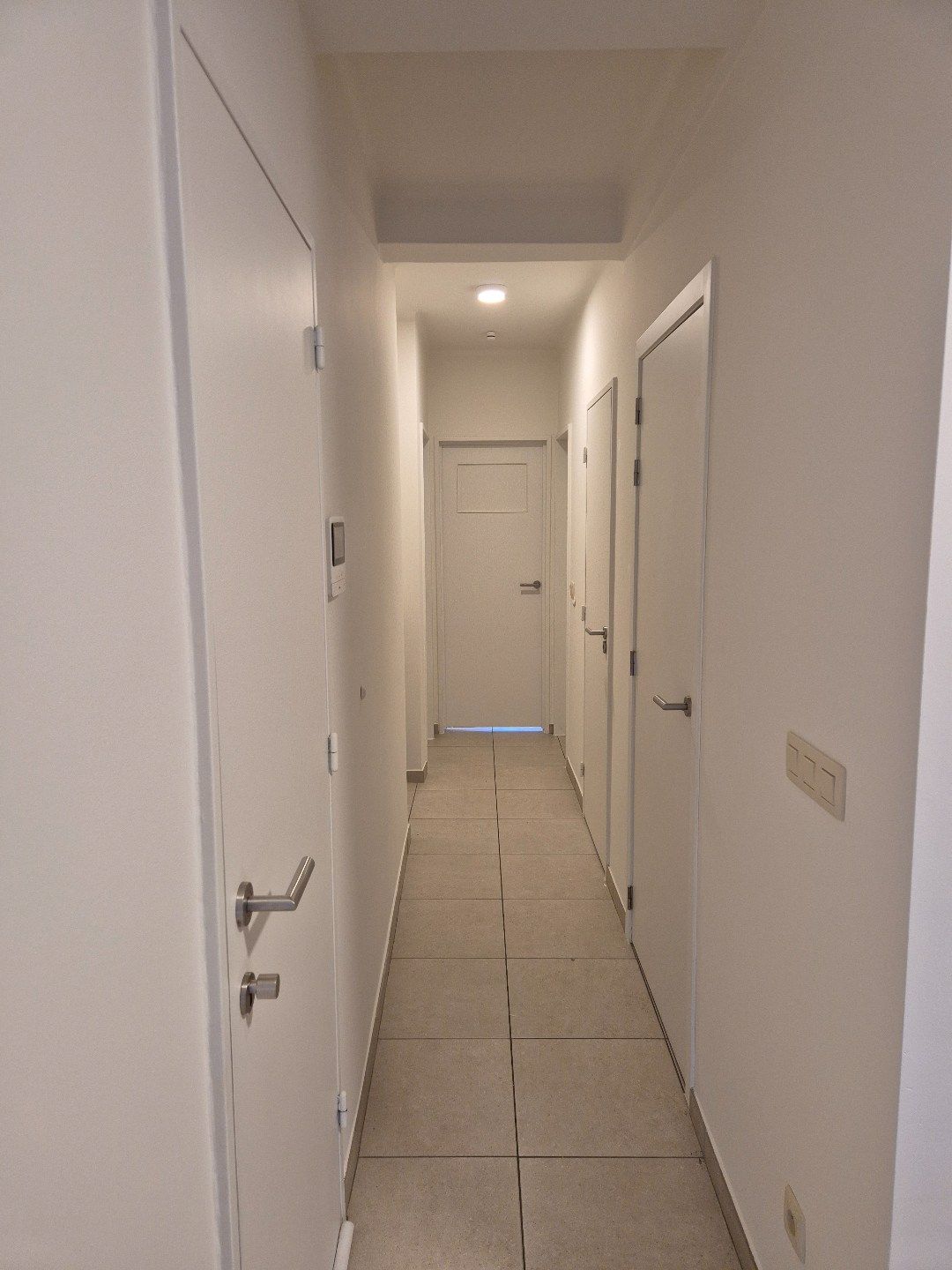 Appartement op de 1ste verdieping – Topligging vlak bij het centrum foto 6