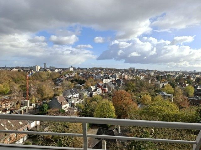 2 slk appartement met 16 m² terras met panoramisch uitzicht over Gent met private autostaanplaats foto 3