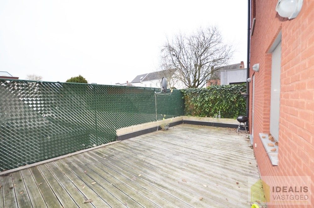 Ruim en aangenaam appartement pal in het centrum van Neerpelt! foto 18