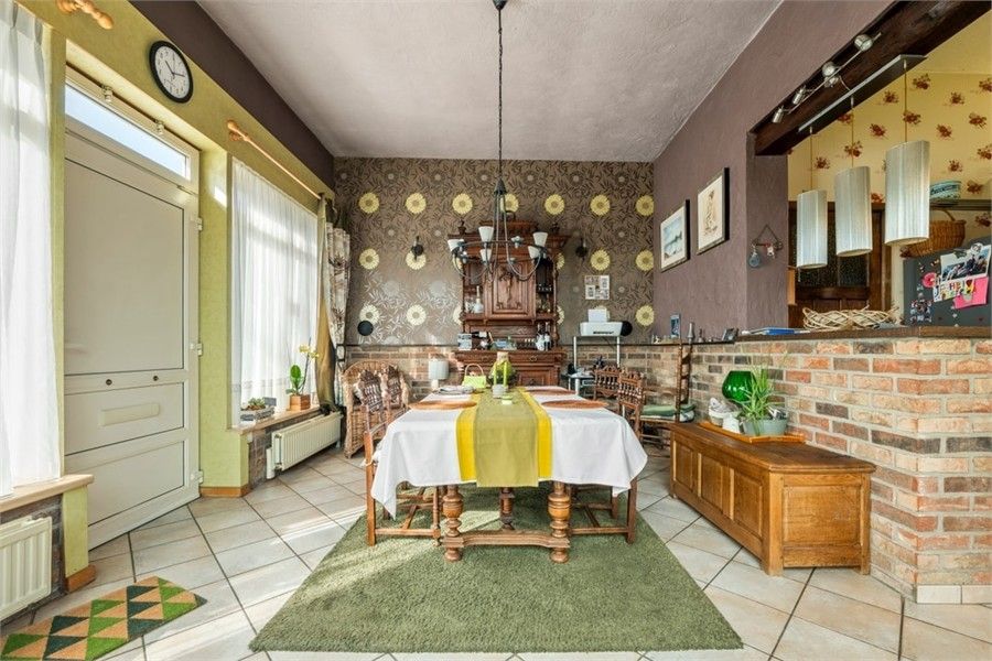 KNUSSE WONING MET GARAGE VLAKBIJ HET CENTRUM VAN TONGEREN foto 7