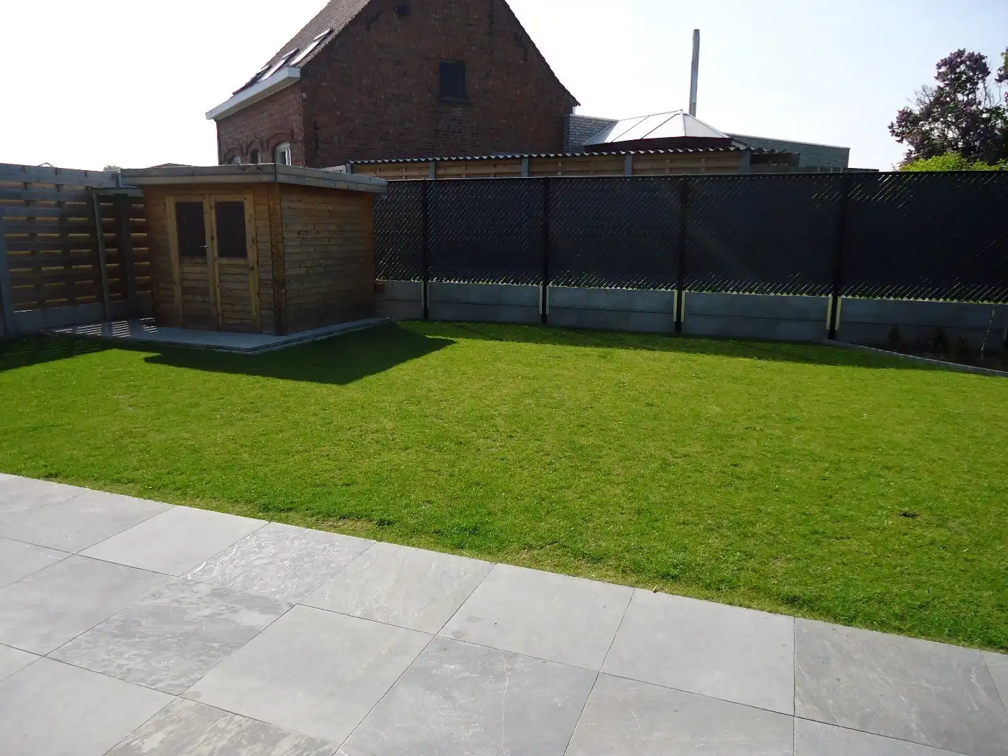 Ruime nieuwbouwwoning met zongerichte tuin en 3 slaapkamers foto 3