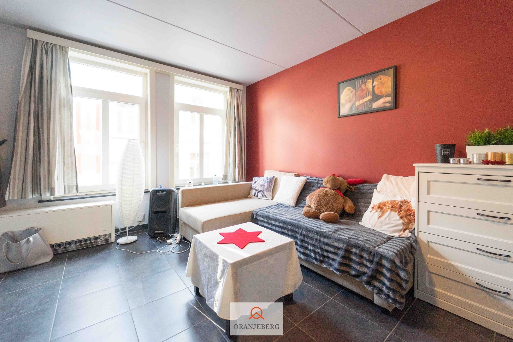 Modern 1- slpk appartement vlakbij Sint-Pietersplein foto 5